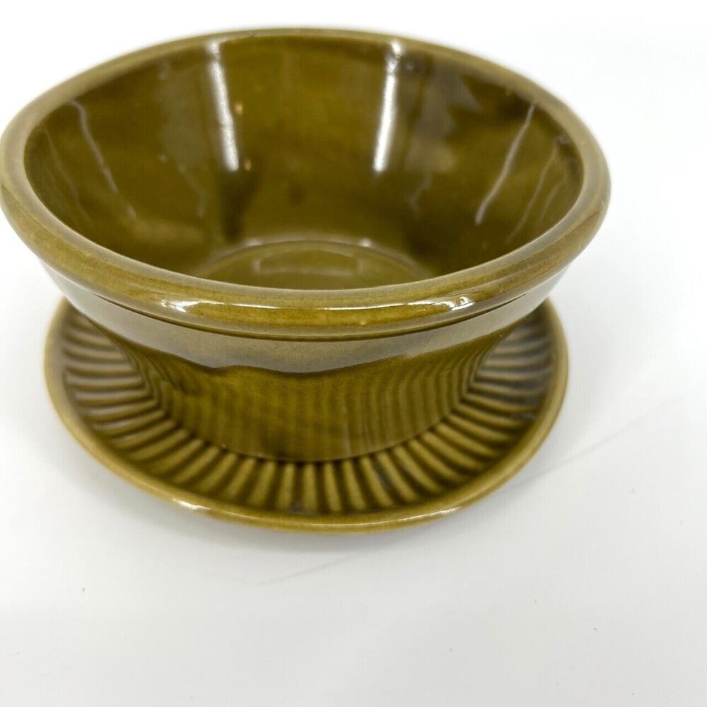 Monmouth Maple Leaf USA Pottery Green Bowl and Plate Platter Set